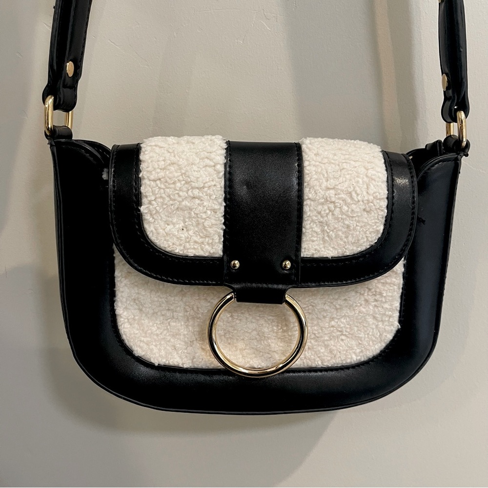 Anthropology Sherpa bag